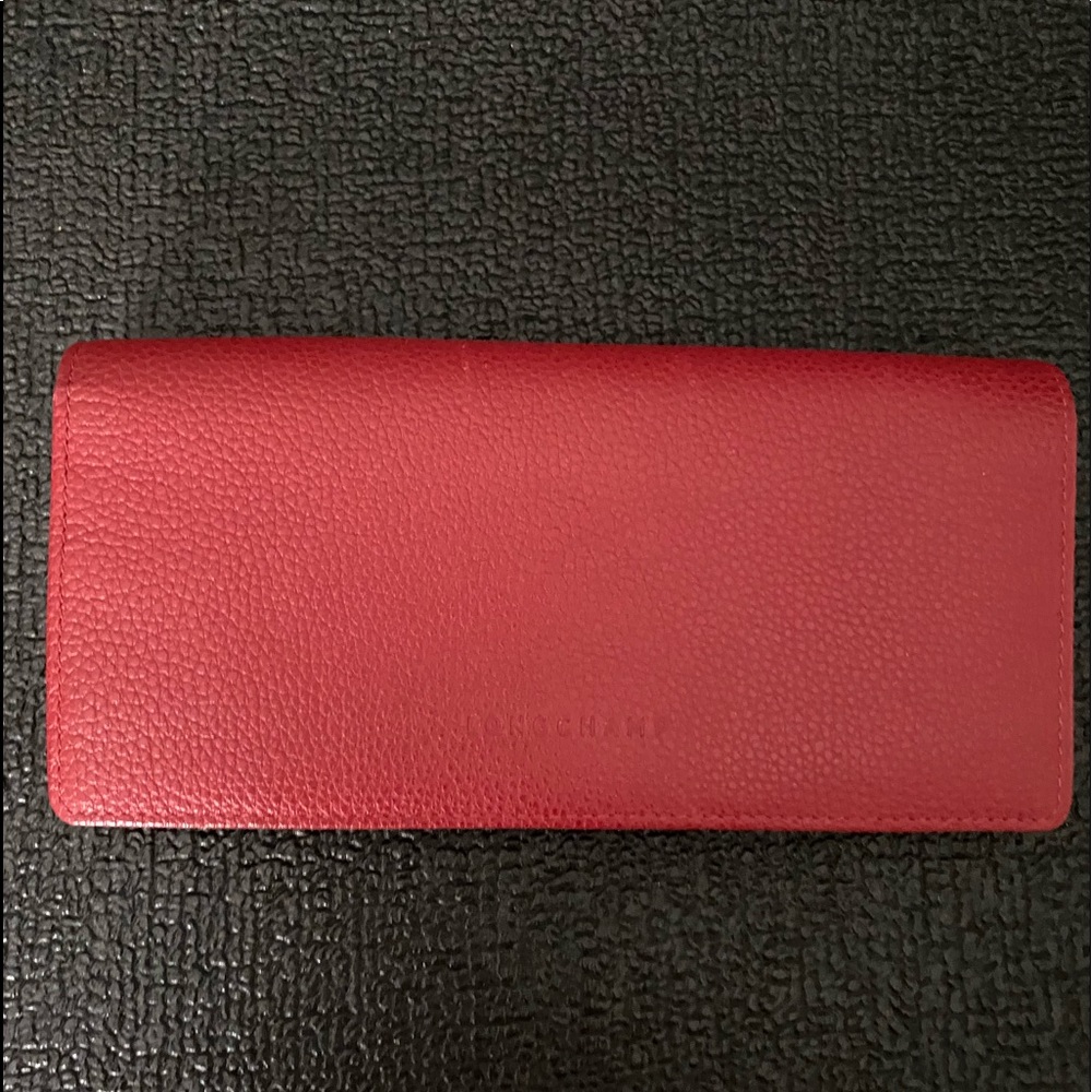 Longchamp Veau Foulonne continental wallet.